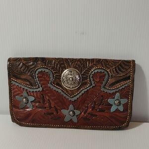 American West Desert Wildflower Ladies' Tri-Fold Wallet in antique brown